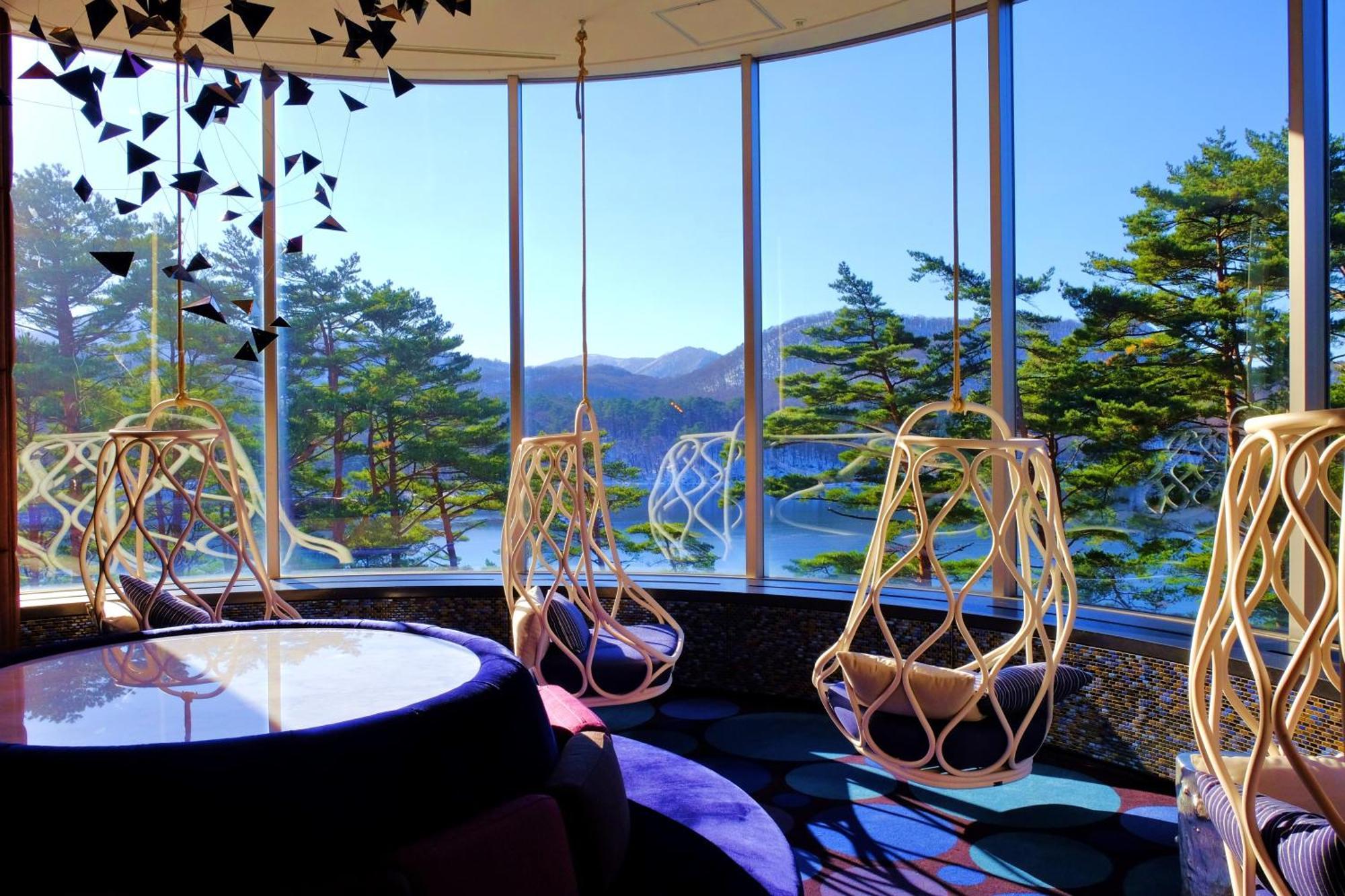 Urabandai Lake Resort Goshiki No Mori Kitashiobara Extérieur photo