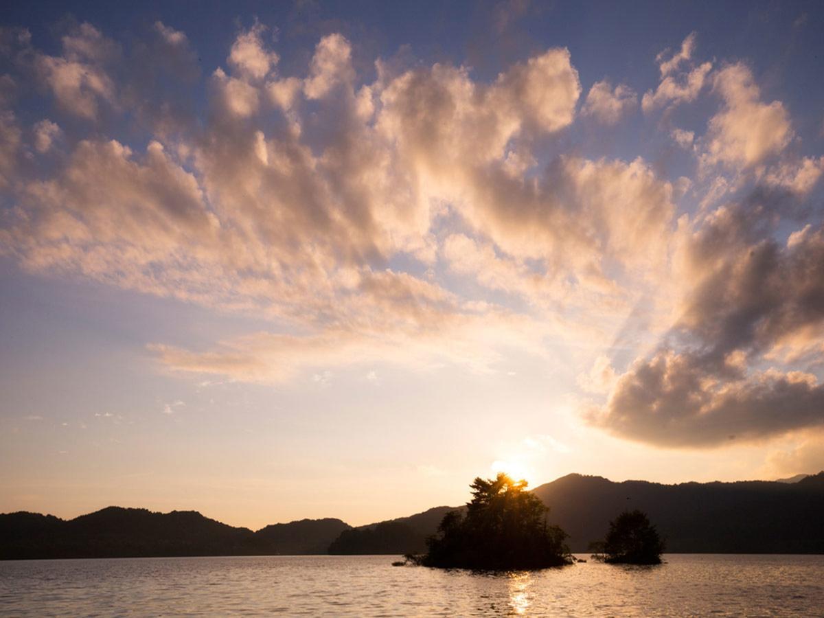 Urabandai Lake Resort Goshiki No Mori Kitashiobara Extérieur photo